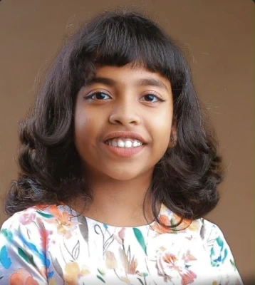 Diya F